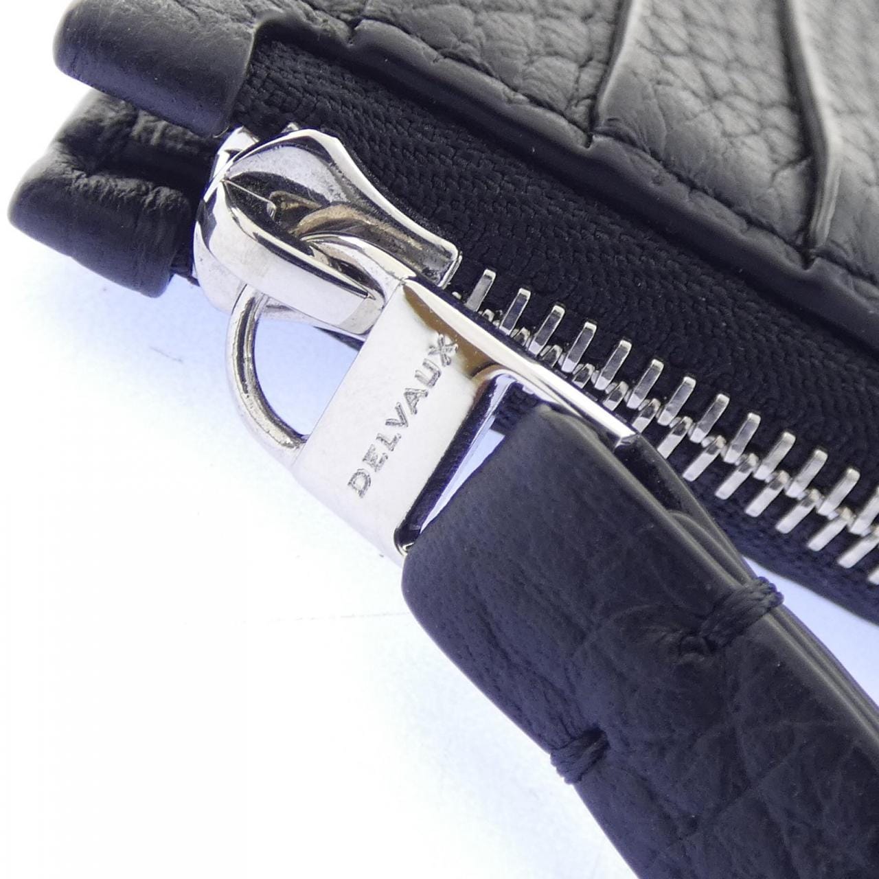 デルボー DELVAUX PIN D MULTIFONCTIONS COIN & CARD CASE