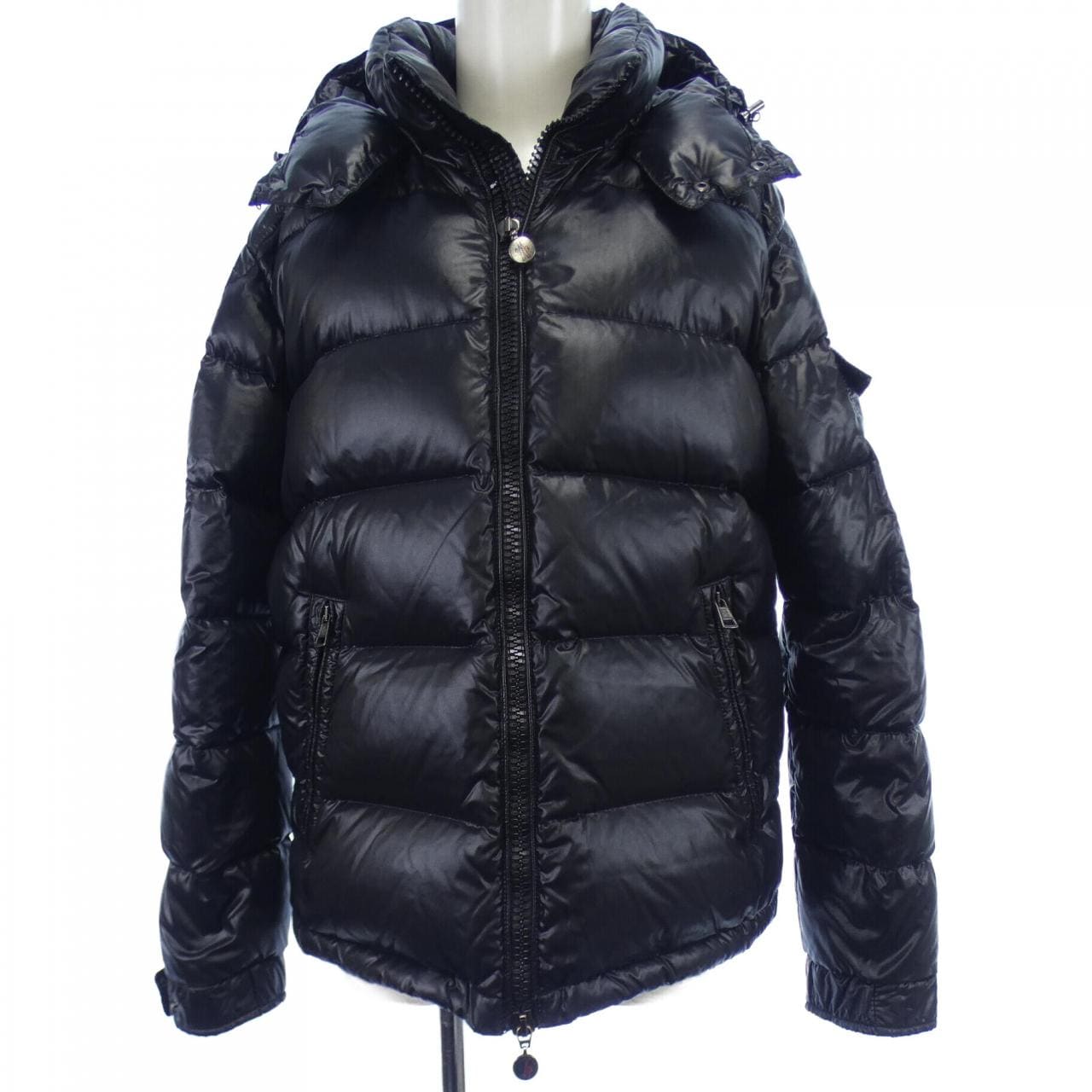 モンクレール MONCLER ダウンジャケット