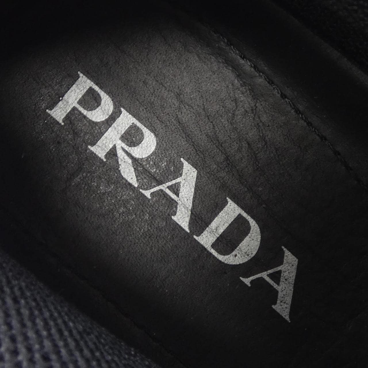 プラダ PRADA 2EE375 スニーカー