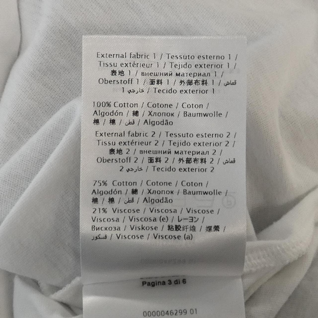 ヴァレンティノ VALENTINO RB3MG01ARDZ Tシャツ