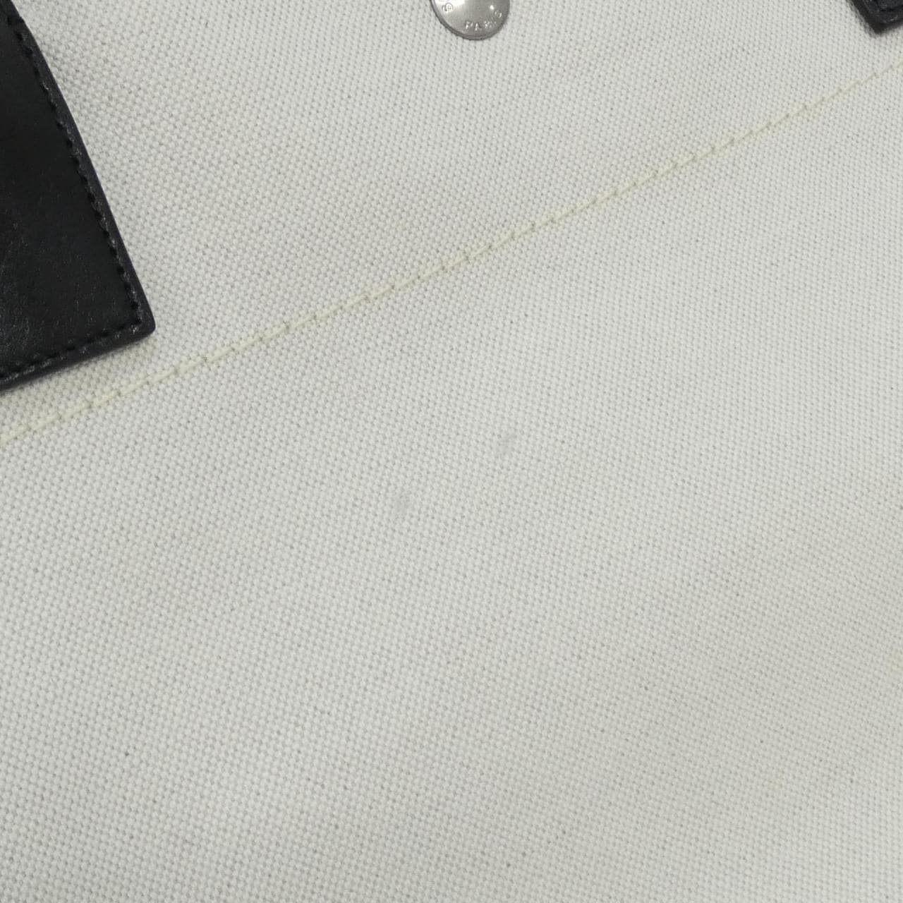 サンローラン RIVE GAUCHE MAXI 685543 FAADW バッグ