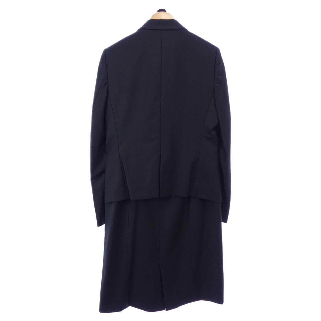 ニジュウサンク 23区 スーツ