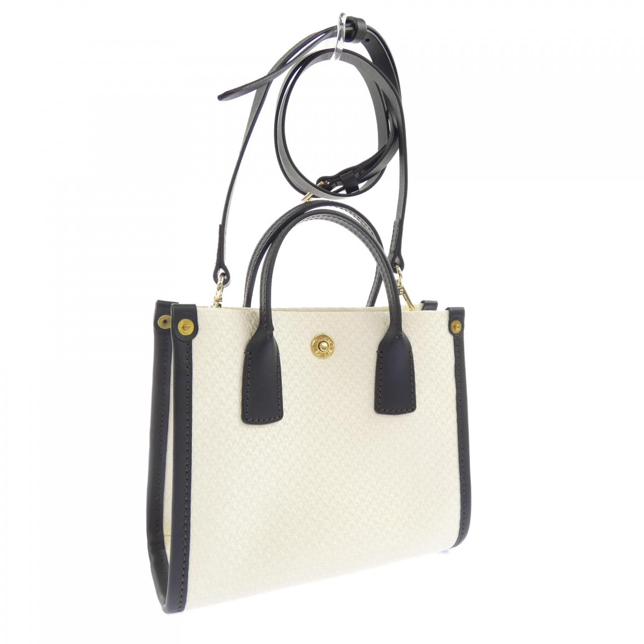 ロベルタ ピエリ ROBERTA PIERI BAG