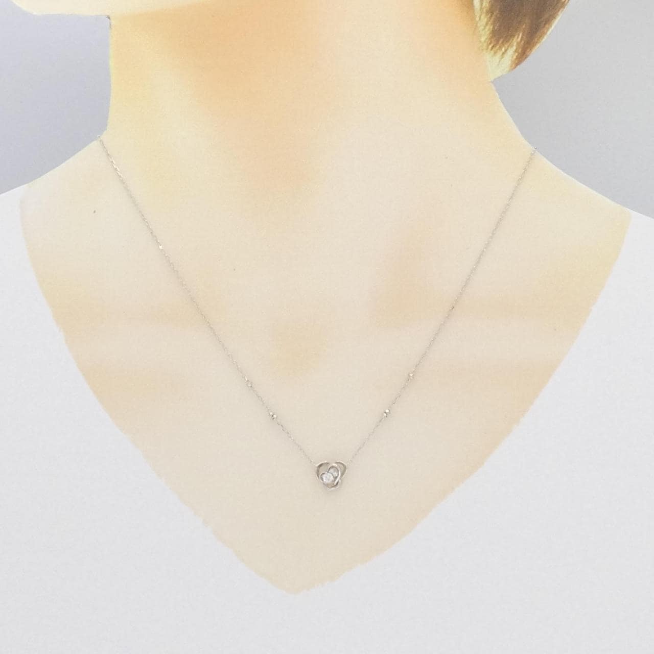 K18WG Diamond necklace