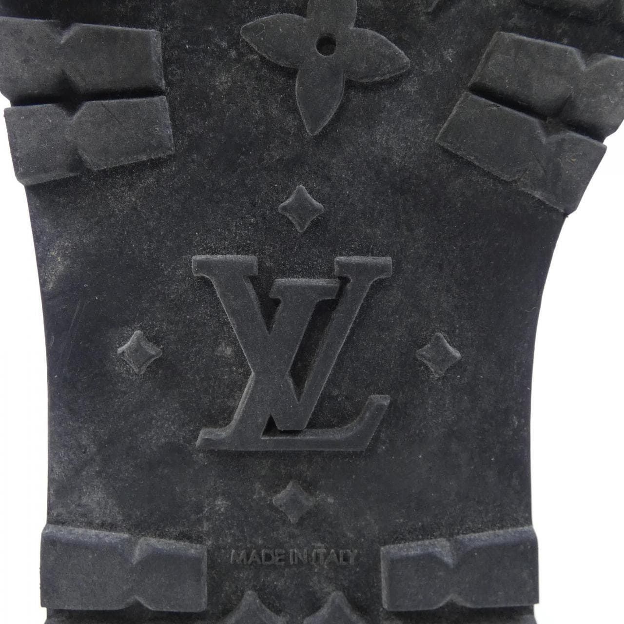 LOUIS LOUIS VUITTON boots