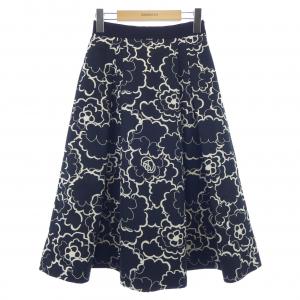 トゥービーシック TO BE CHIC スカート
