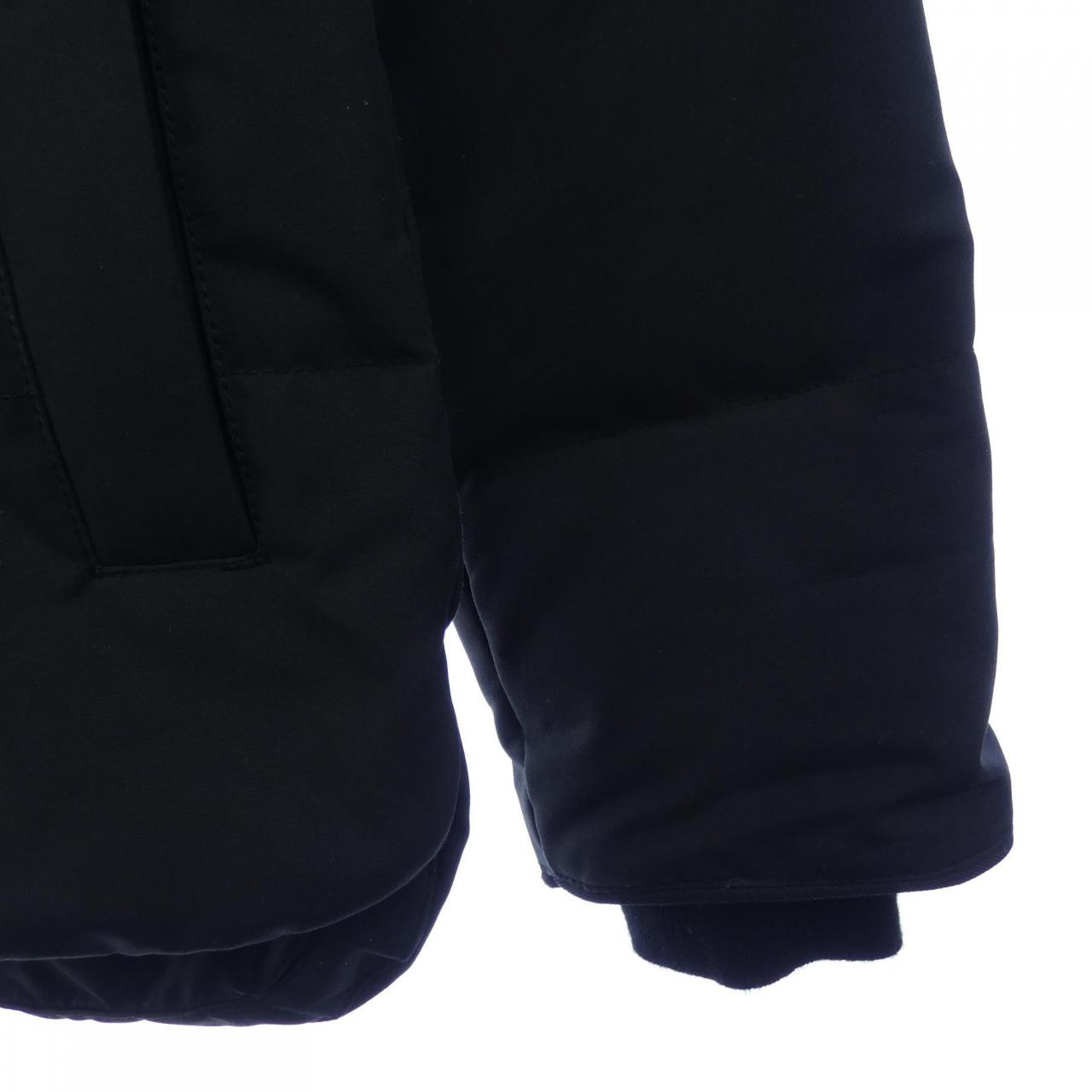 カナダグース CANADA GOOSE ダウンジャケット