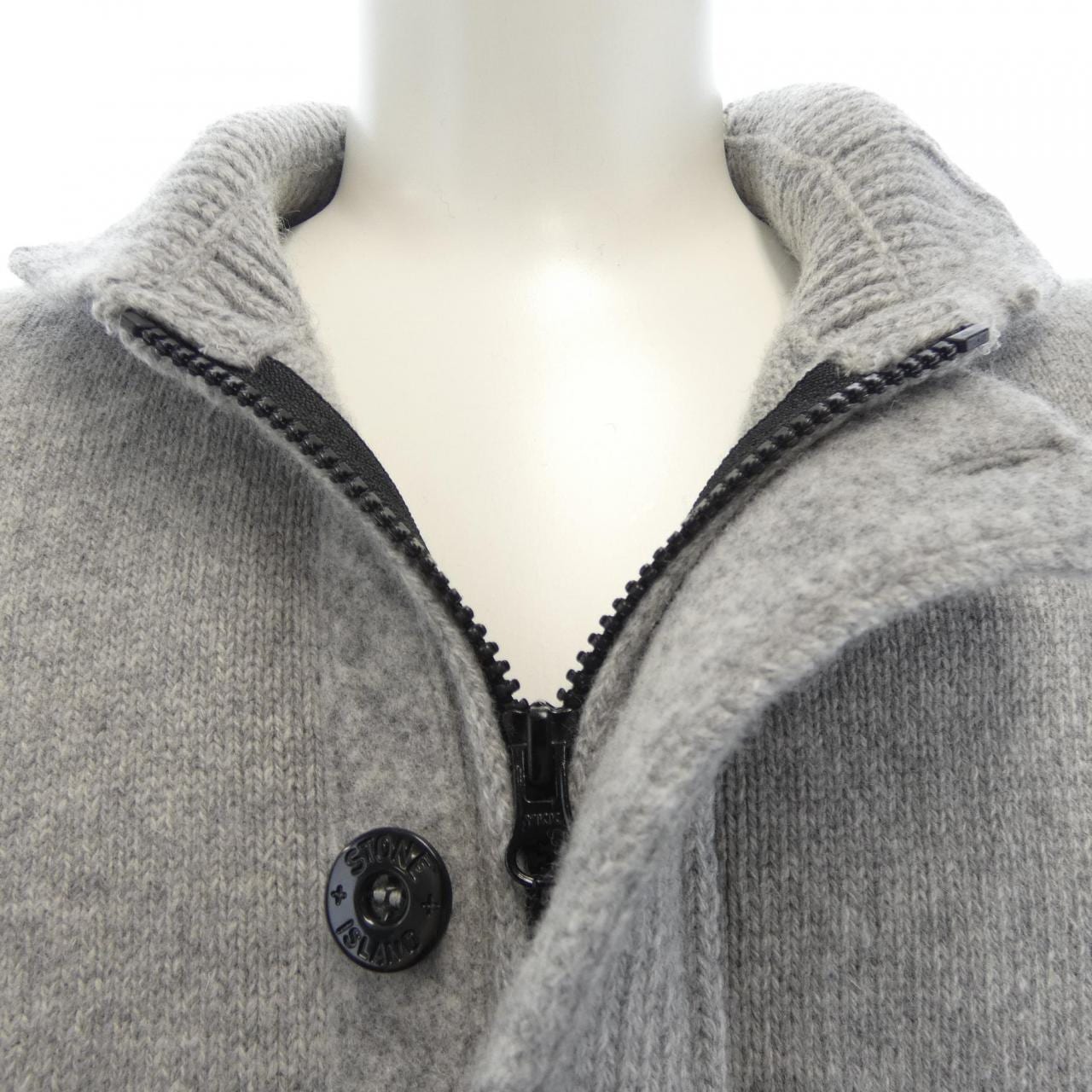 ストーンアイランド STONE ISLAND 611550LA3 カーディガン