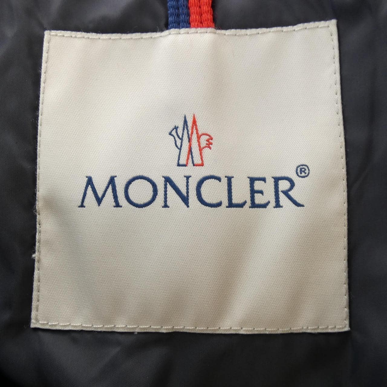 MONCLER蒙克勒羽绒服