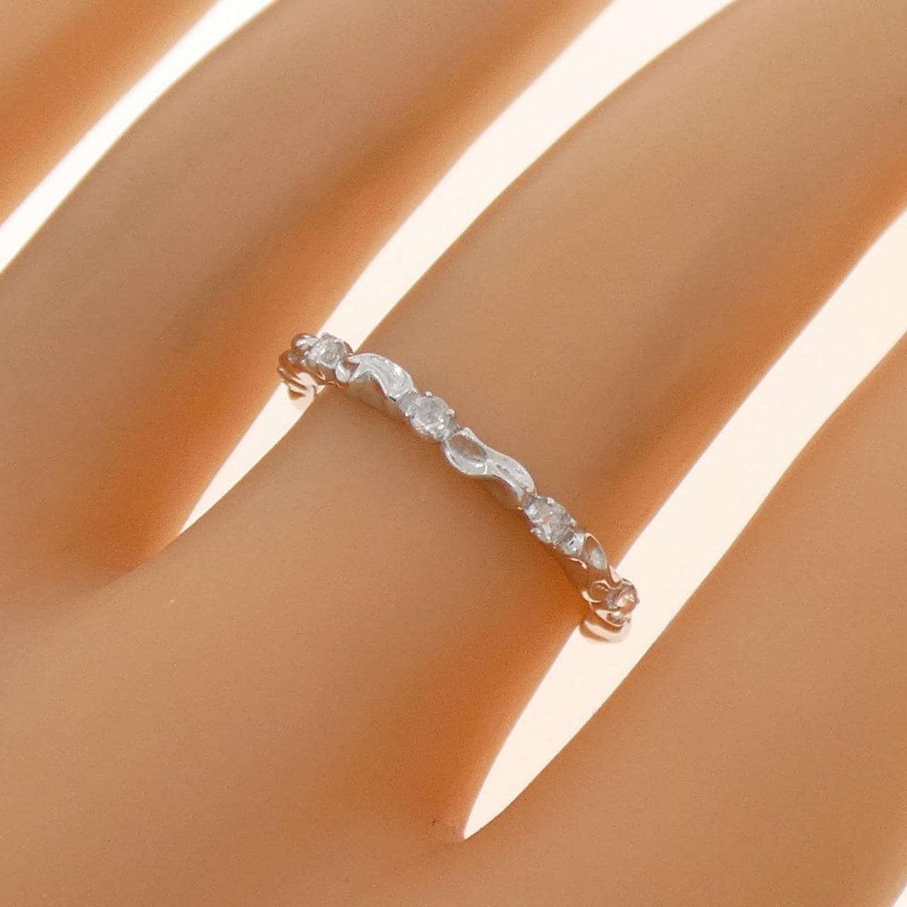 K18WG ダイヤモンド リング 0.07CT