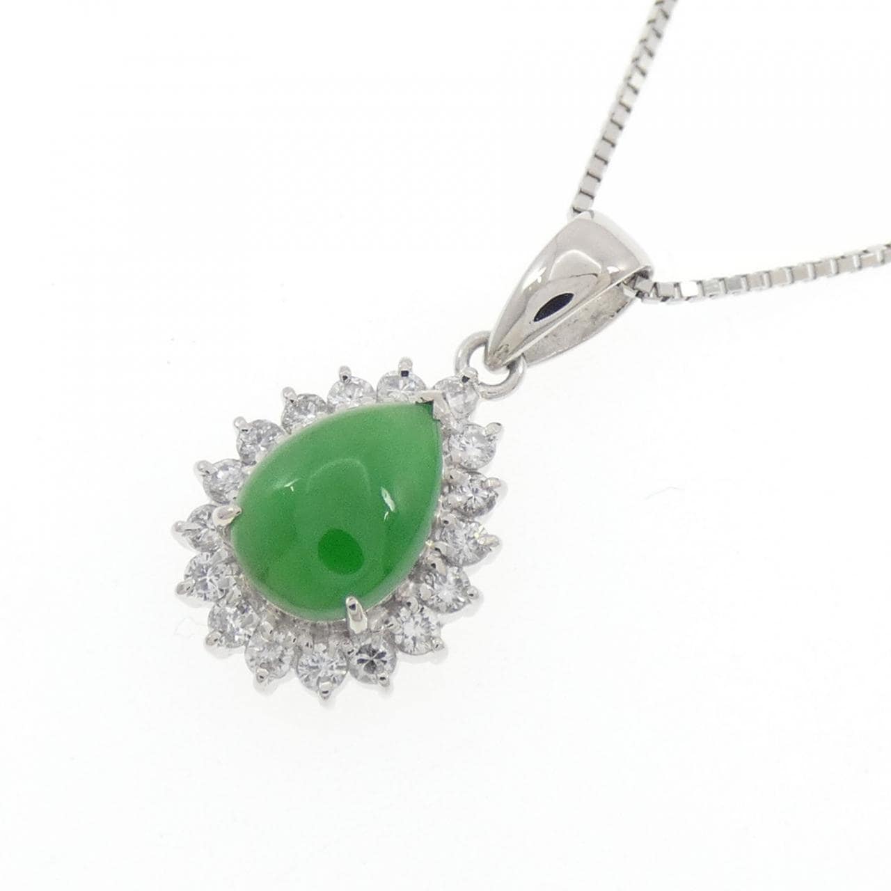 PT900/PT850 Jadeite Necklace 0.77CT