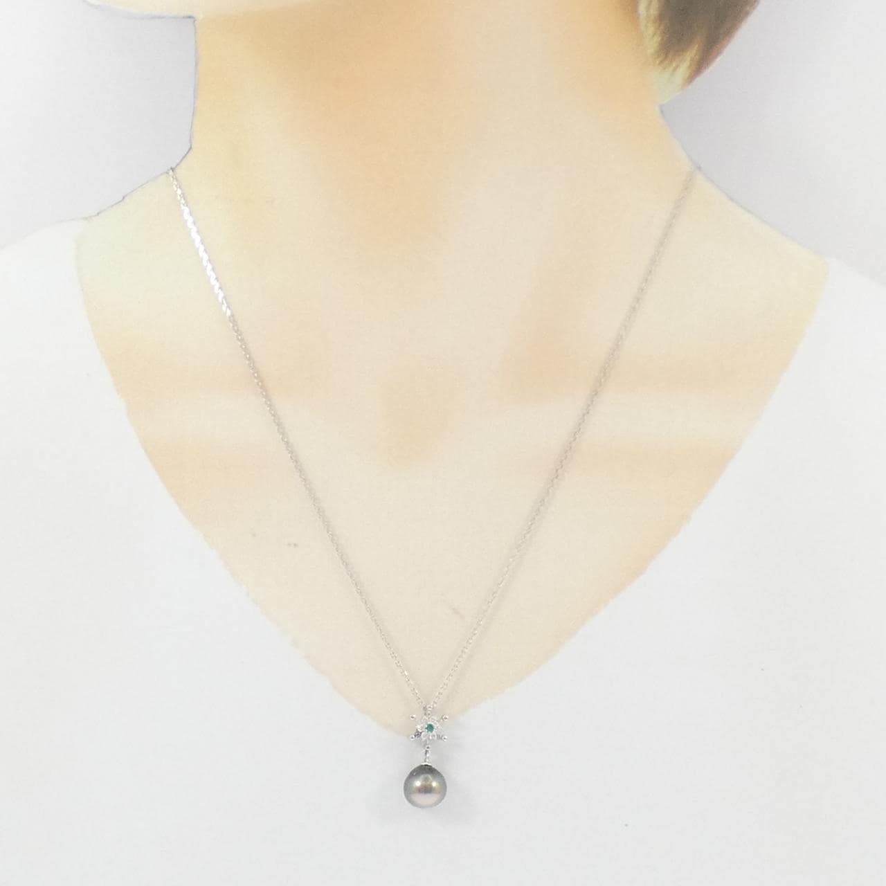 K18WG/750WG 黒蝶パール ネックレス 9.4mm