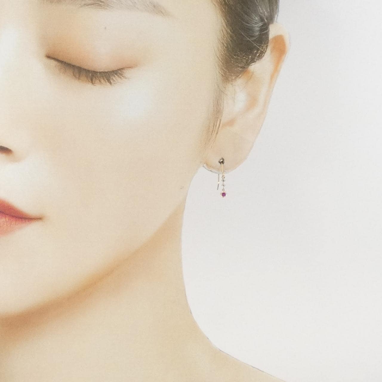 4°C Ruby Earrings