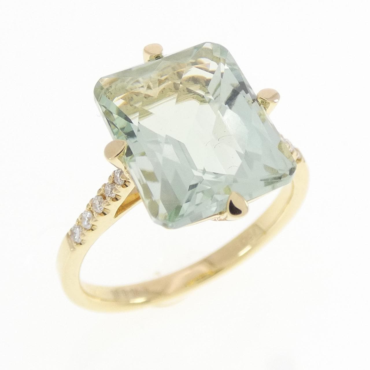 750YG クオーツ リング 4.70CT