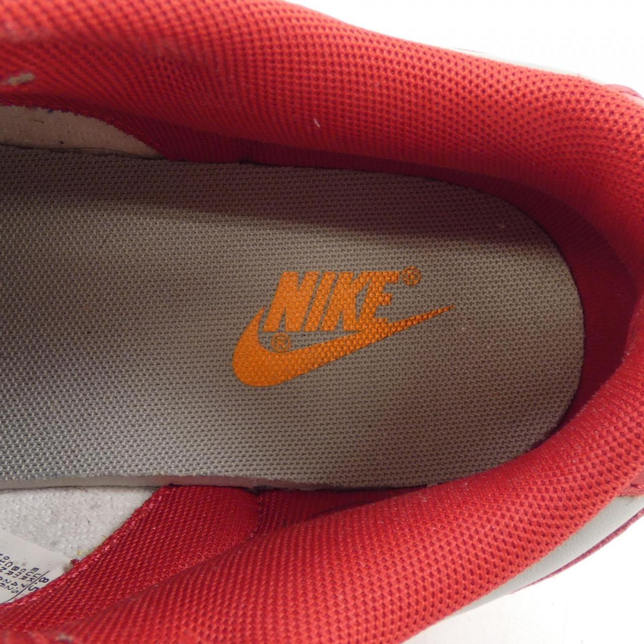 ナイキ NIKE スニーカー