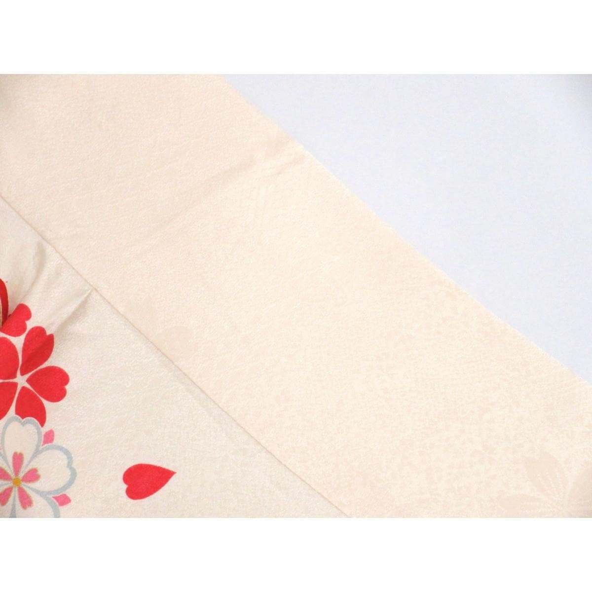 振袖　友禅金彩加工　刺繍入りボカシ染