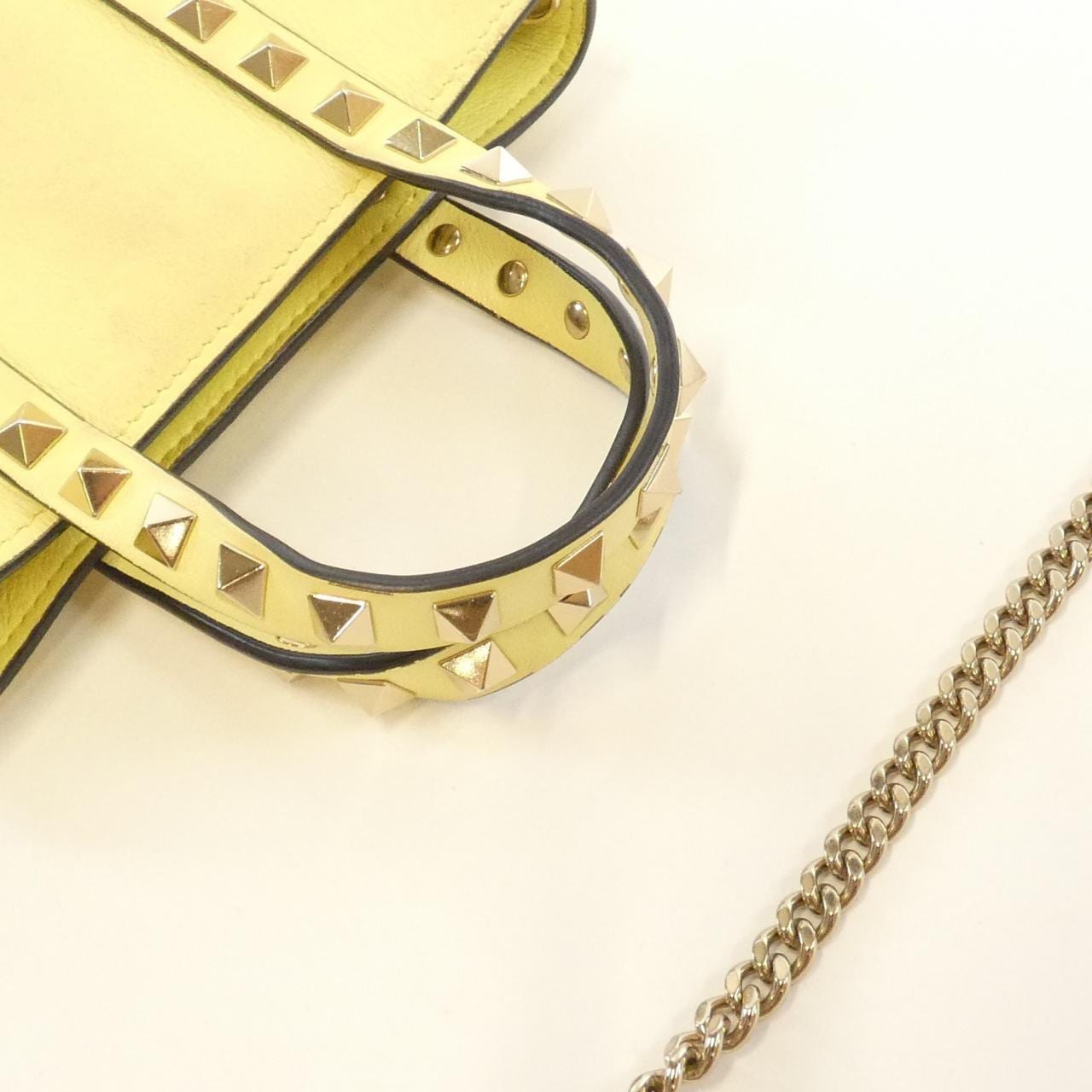 ヴァレンティノガラヴァーニ XW0P0X90BOL バッグ