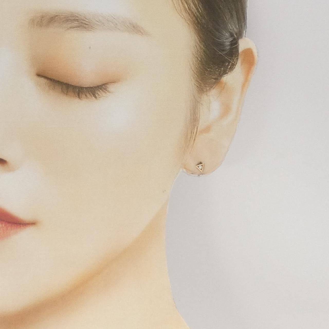 K10YG ダイヤモンド ピアス