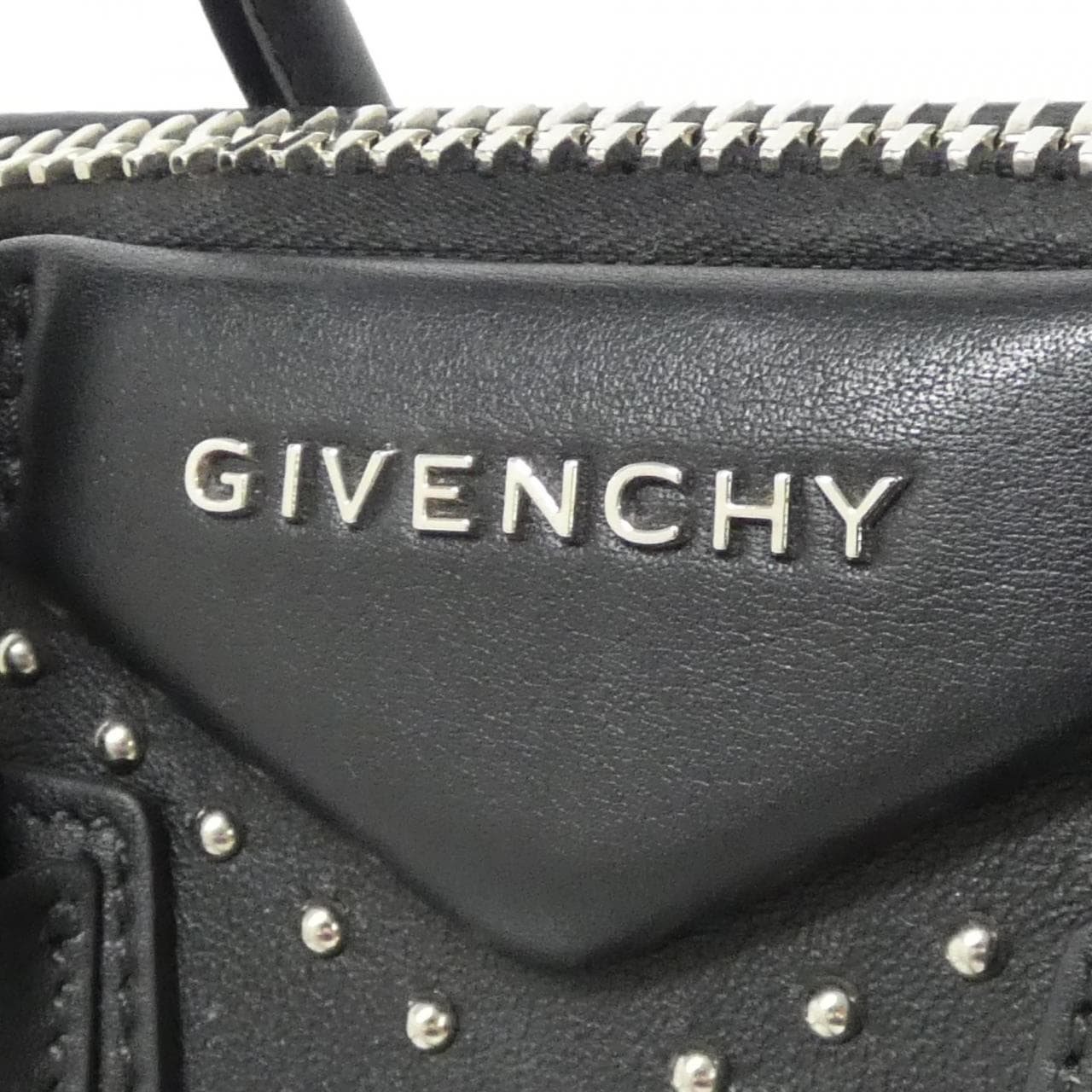 ジバンシー アンティゴナ ミニ BB05114698 バッグ