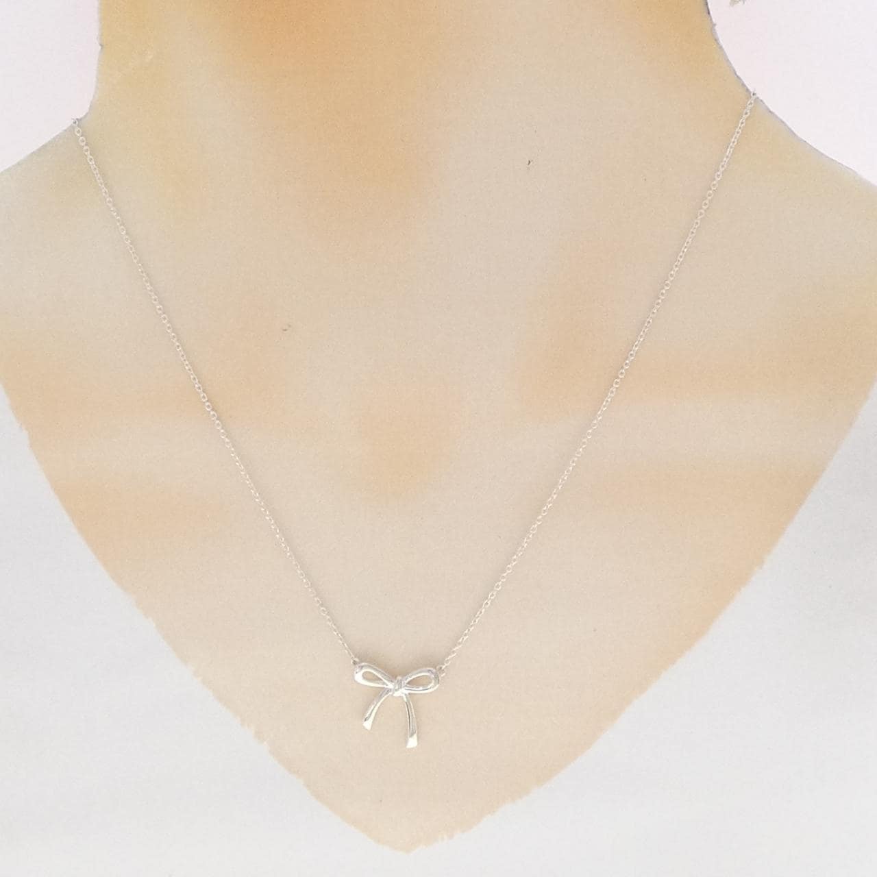 ティファニー ボウ ネックレス