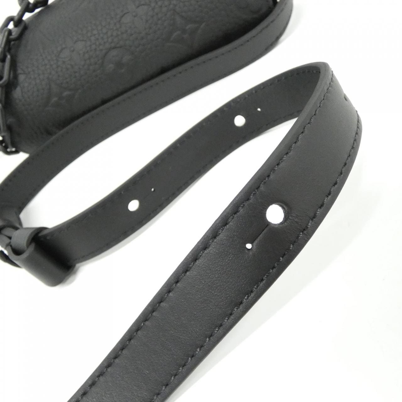 ルイヴィトン トリヨン モノグラム スティーマー ウエアラブル ウォレット M81746 ショルダーバッグ