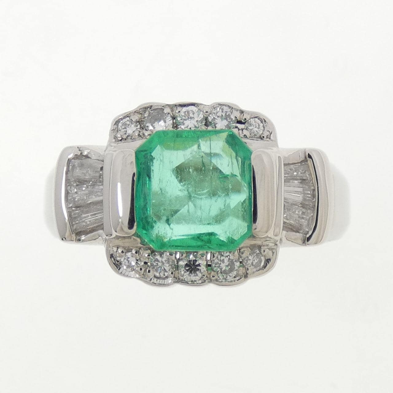 PT900 エメラルド リング 1.61CT
