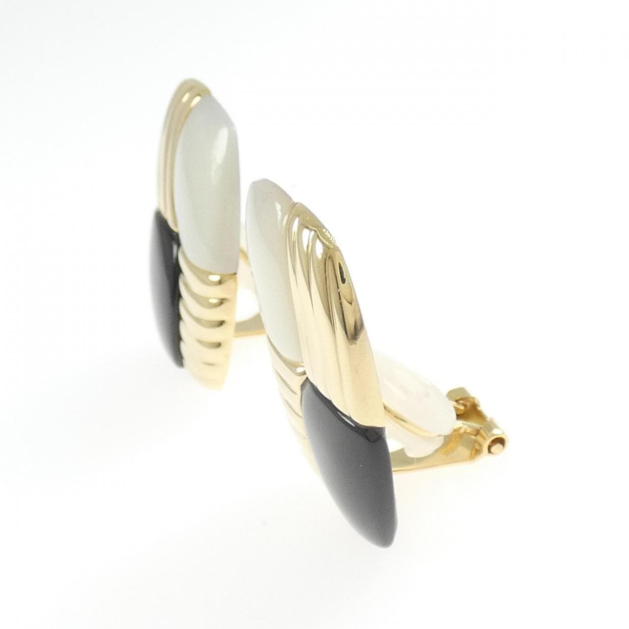 K18YG onyx earrings
