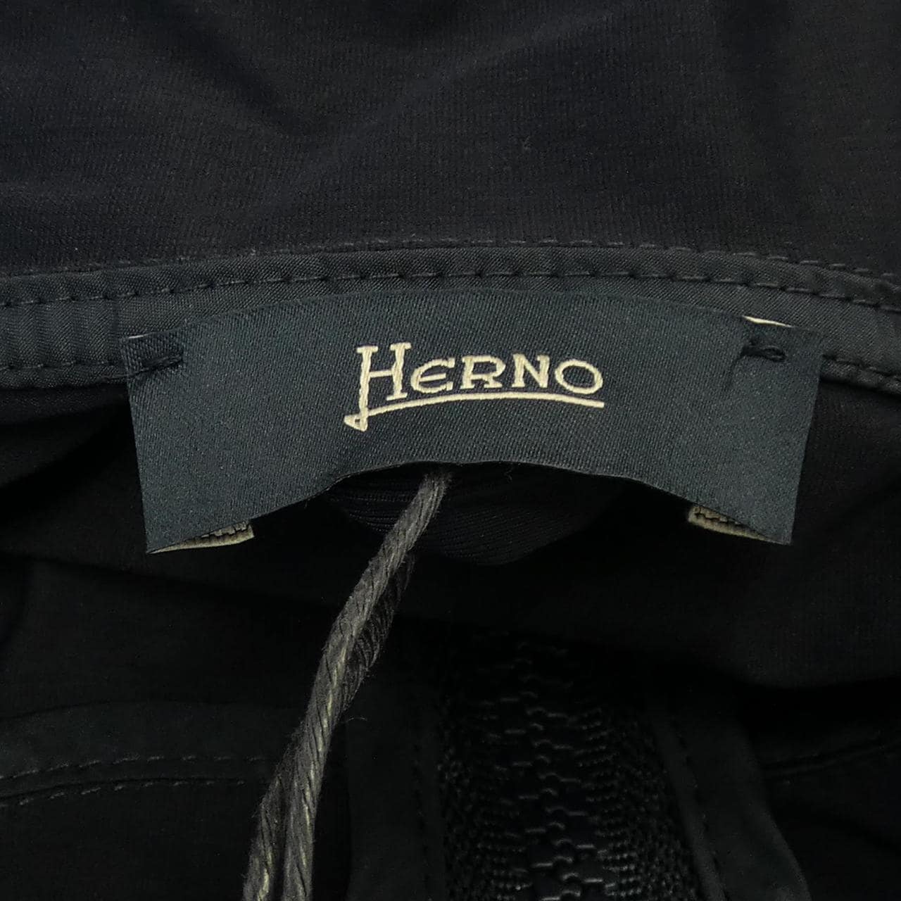 ヘルノ Herno ブルゾン
