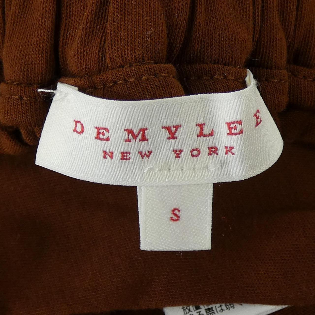 デミリー DEMYLEE スカート