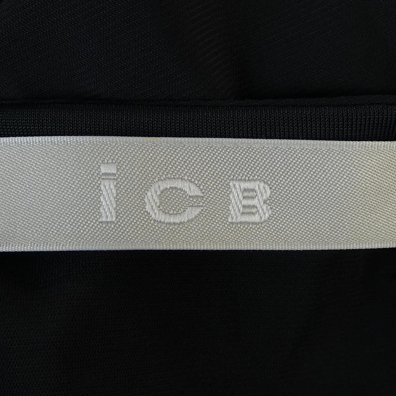 アイシービー ICB トップス