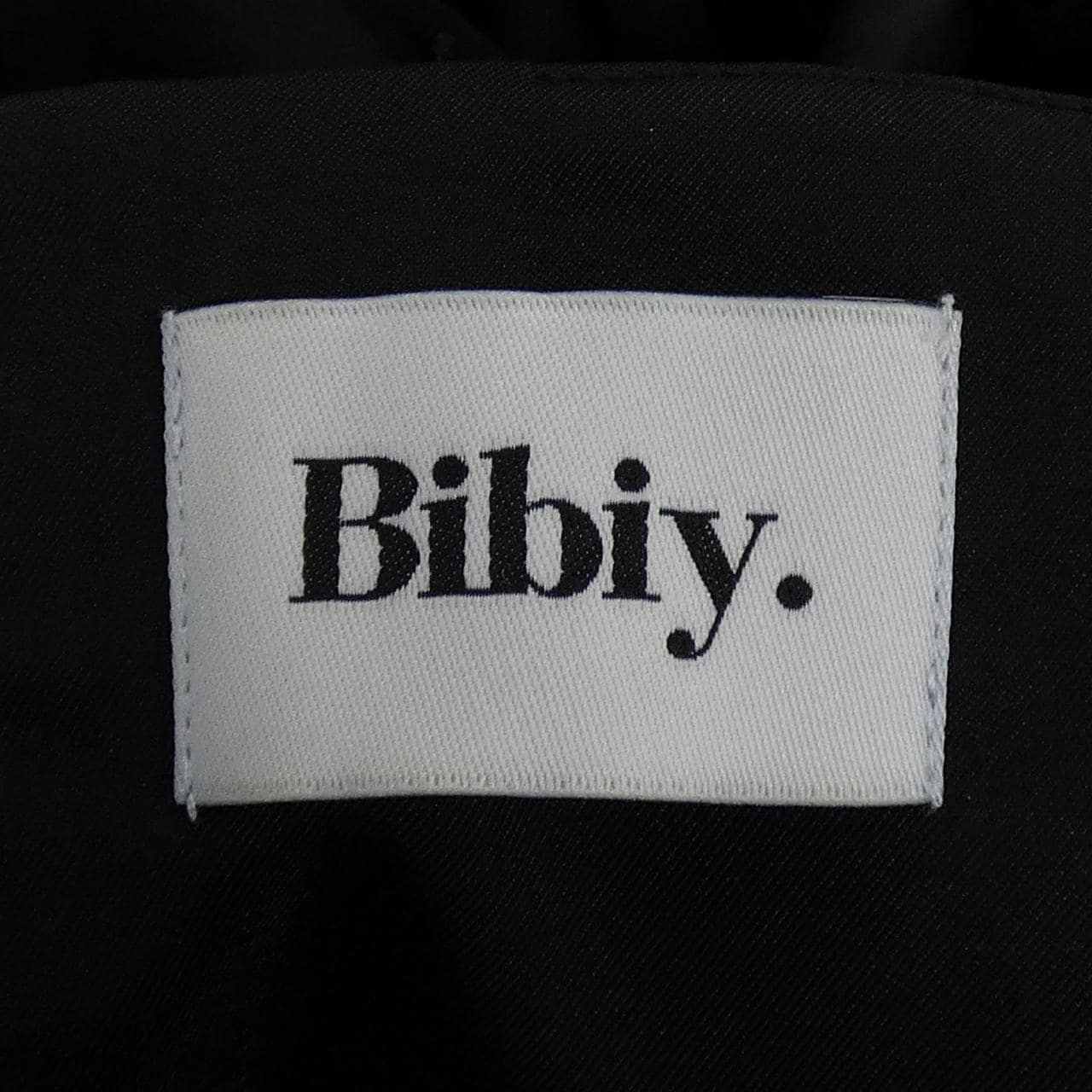 Bibiy. スカート