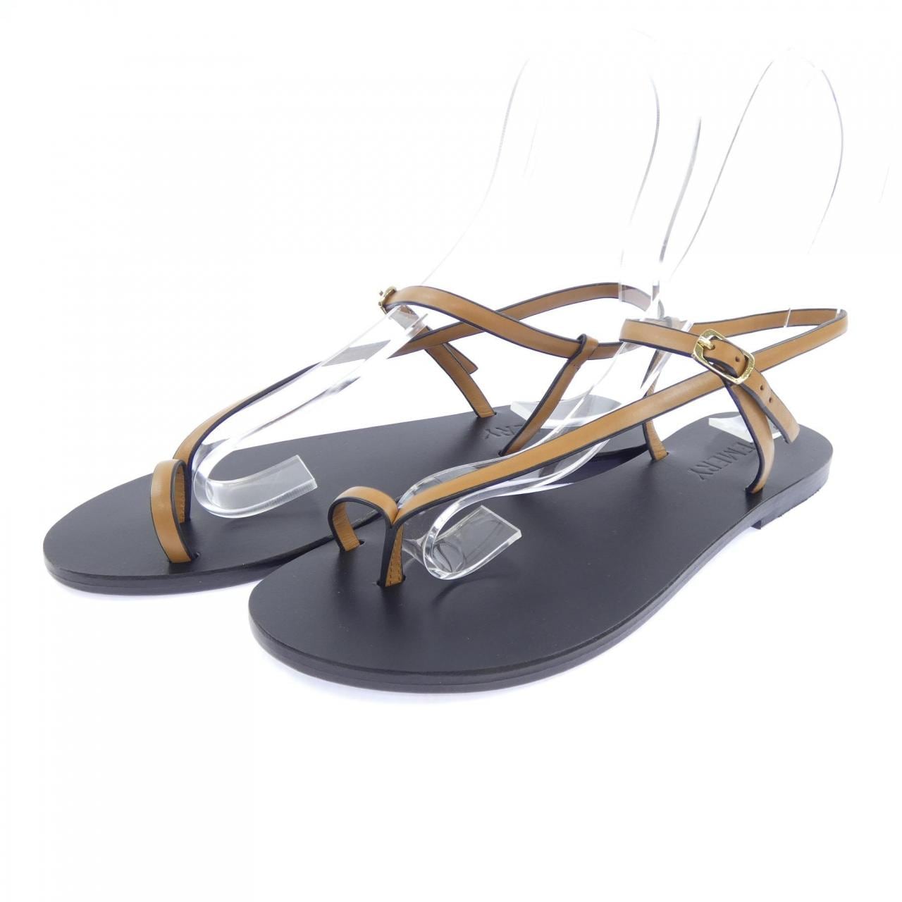 A EMERY サンダル