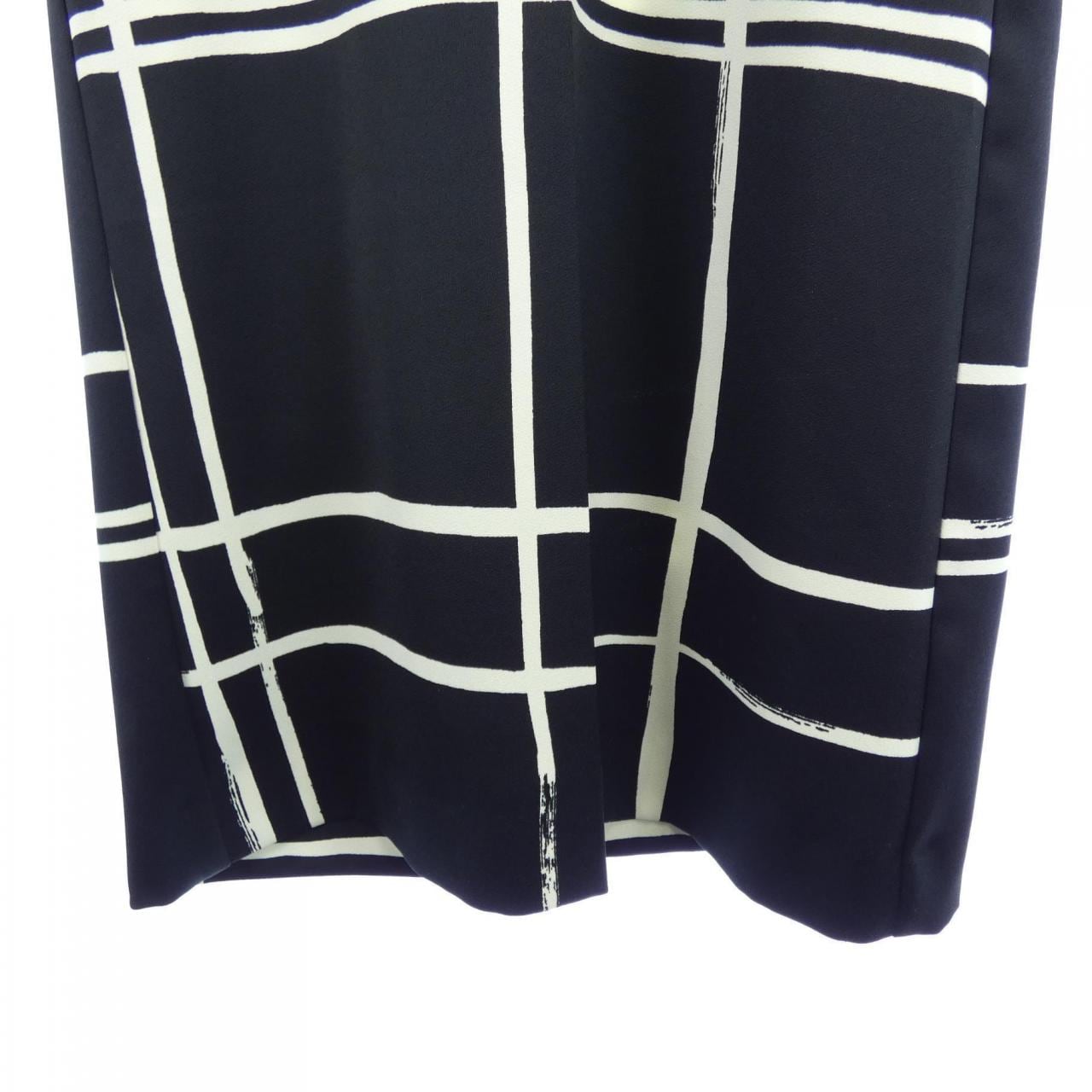 ART 365 MARELLA パンツ