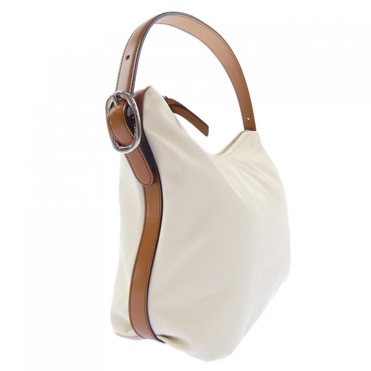 TOUT Y EST BAG
