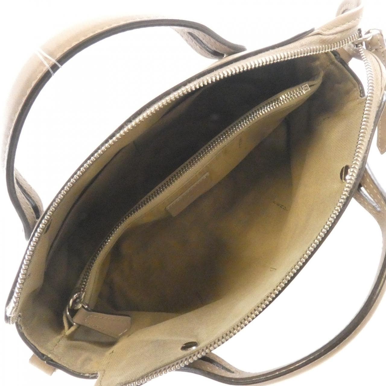 フェンディ バイ ザ ウェイ ミディアム 8BL146 1D5 バッグ