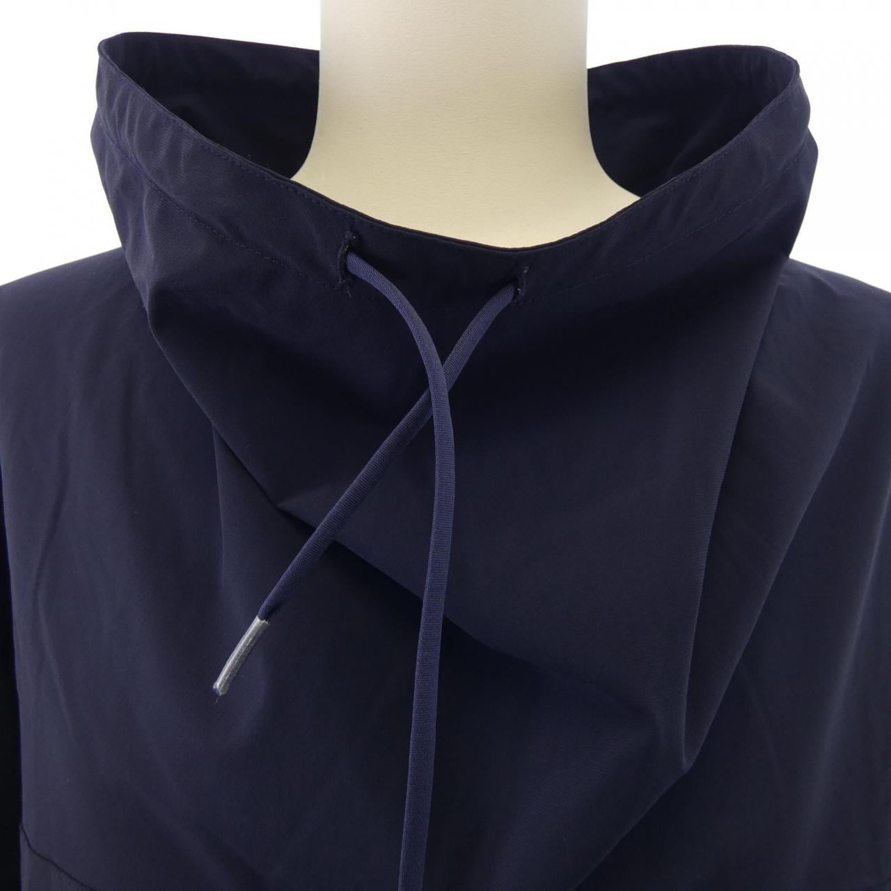 OPTIMUS VIRI DARI トップス