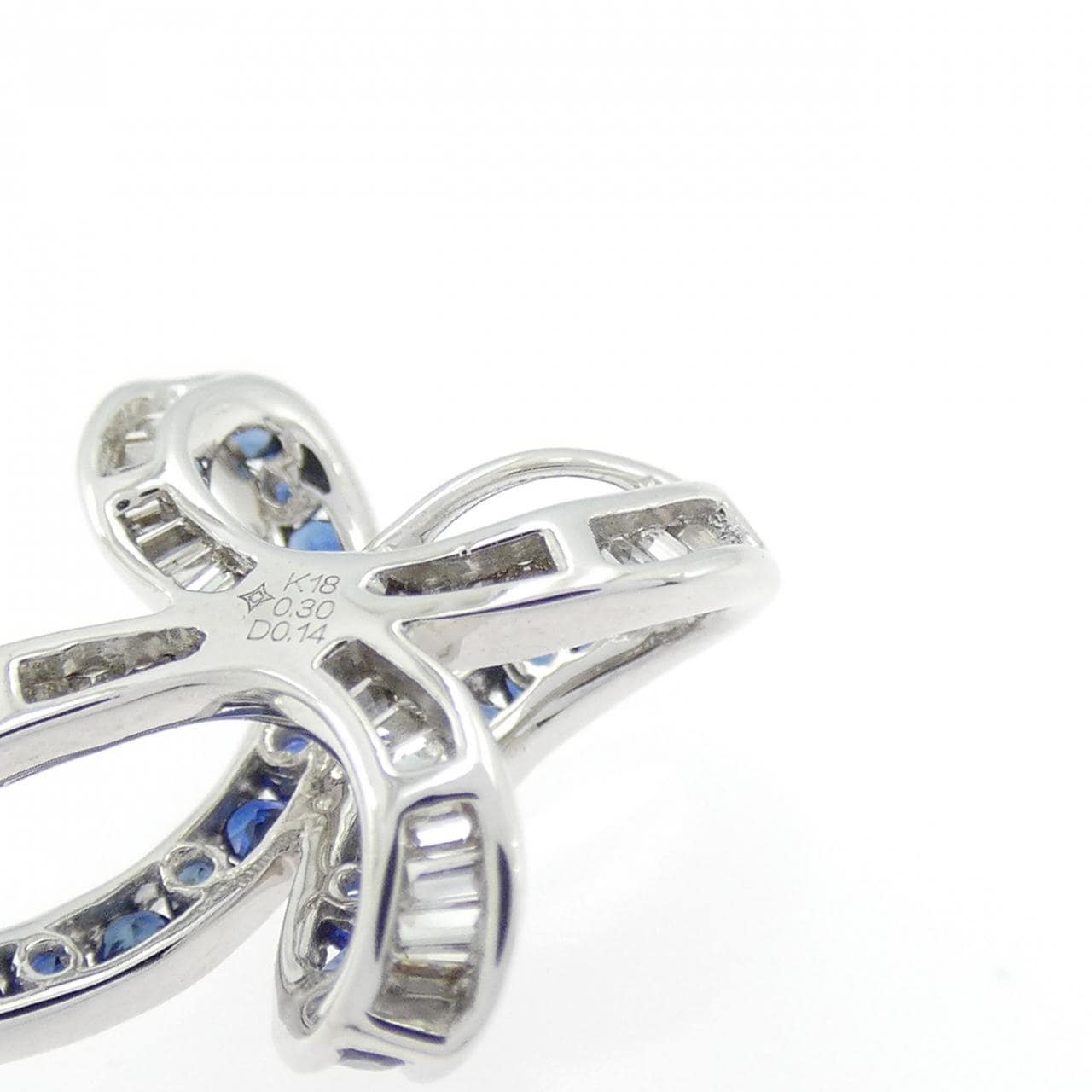 K18WG蓝宝石吊坠0.30CT