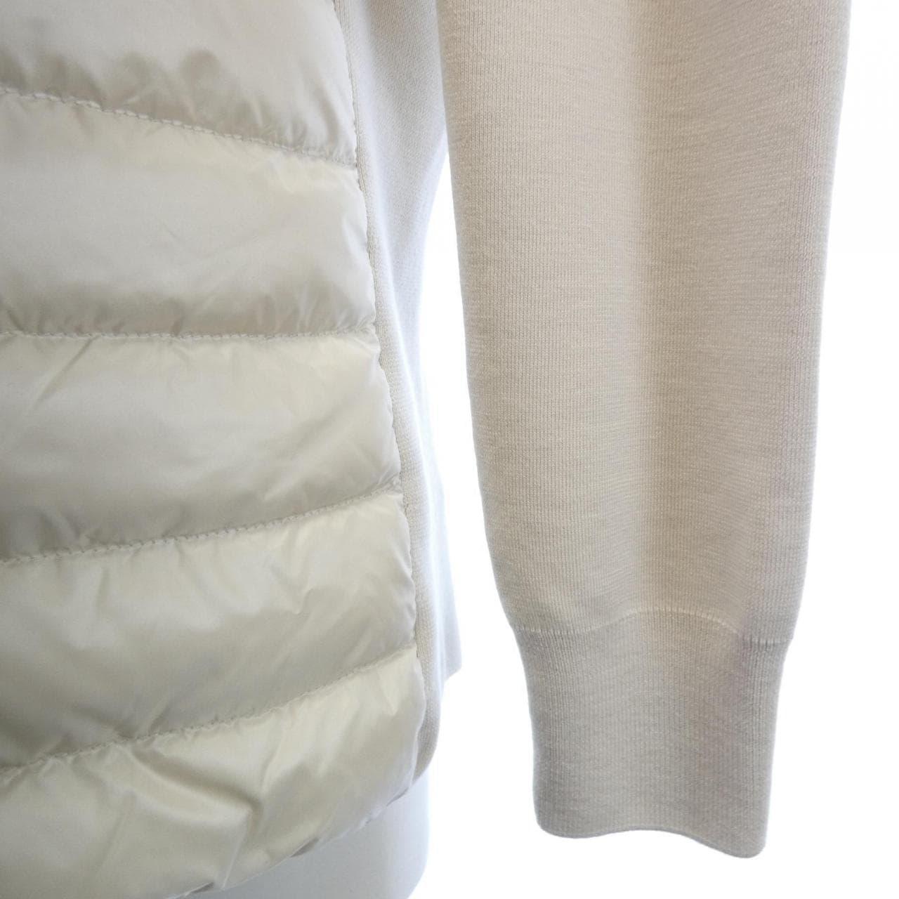 モンクレール MONCLER 20939B00023 ダウンジャケット