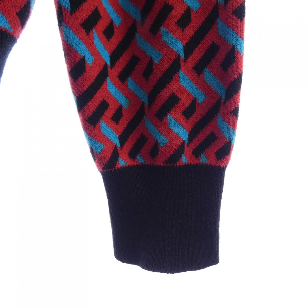 ヴェルサーチェ VERSACE 1008136 ニット