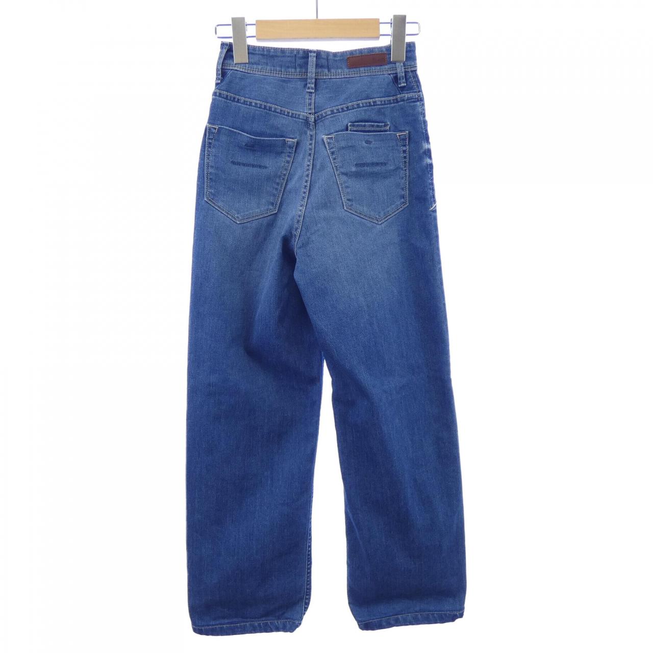 ヤヌーク YANUK ジーンズ