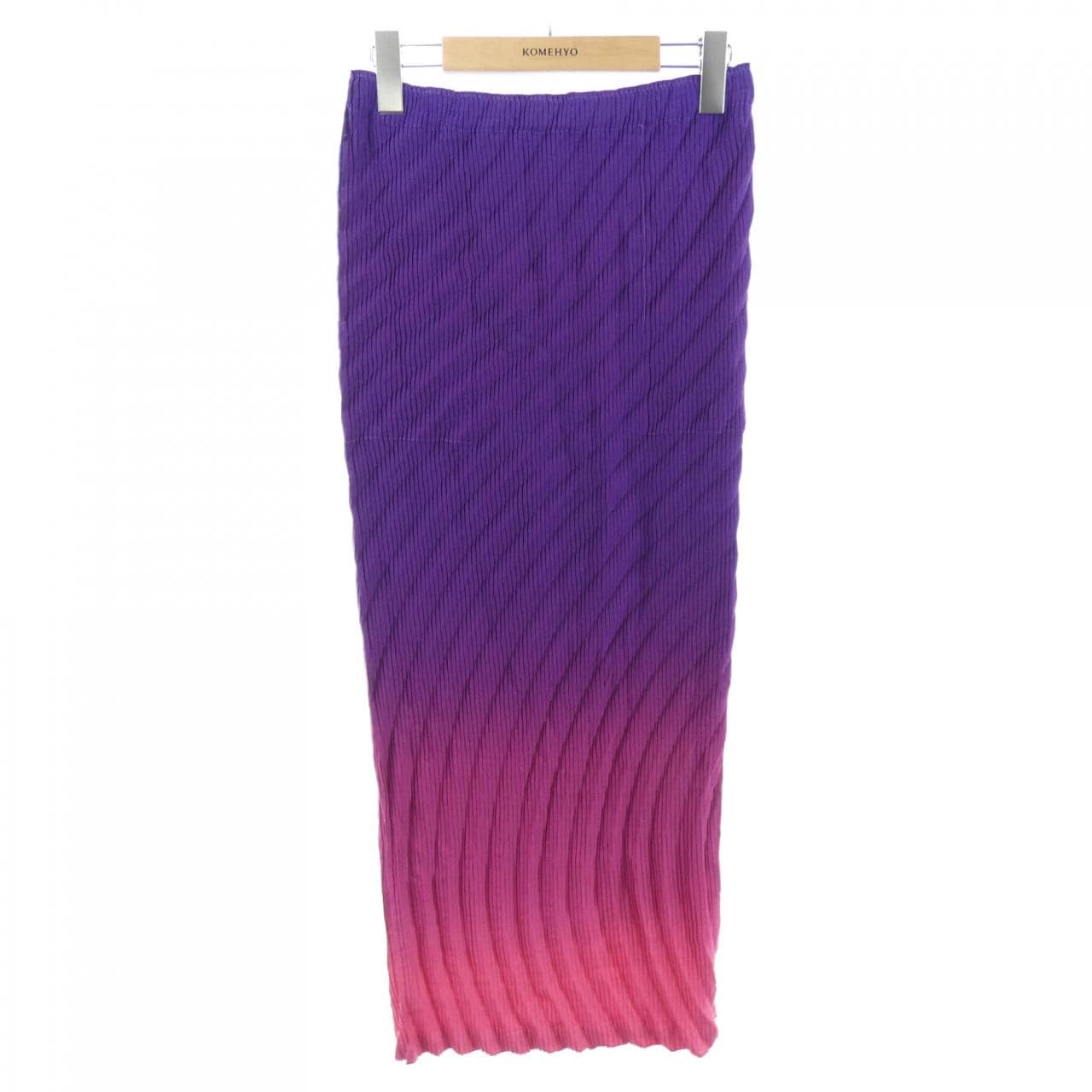 イッセイミヤケ ISSEY MIYAKE IM43FG165 スカート