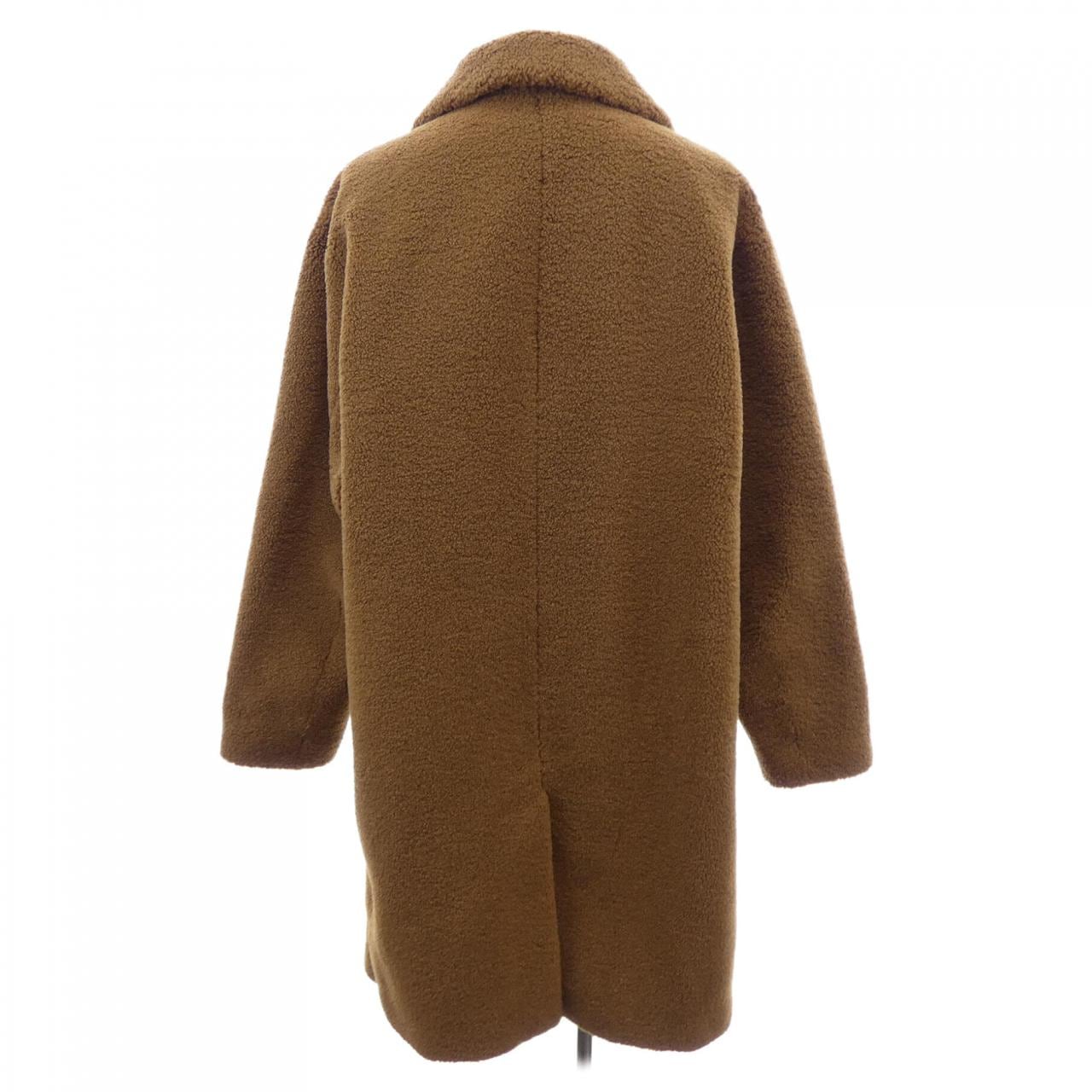 ヘルノ Herno CA000187U コート