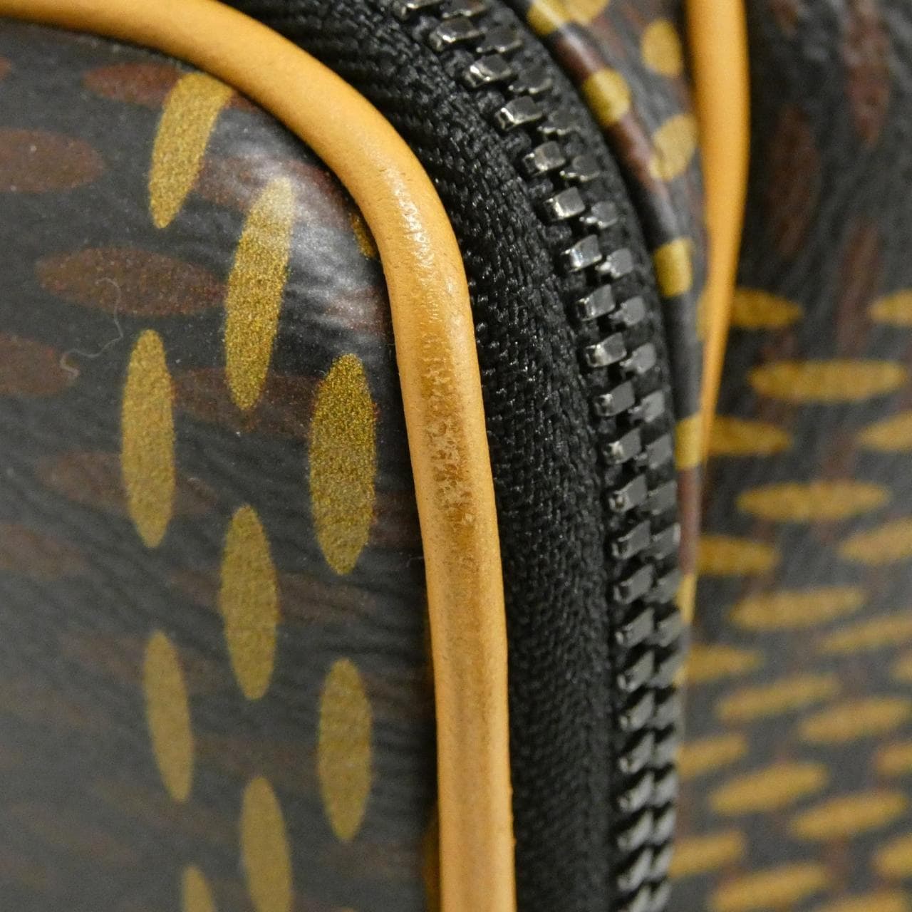 ルイヴィトン ダミエ ジャイアント(LVスクエアード) キャンパス バックパック N40380 リュックサック