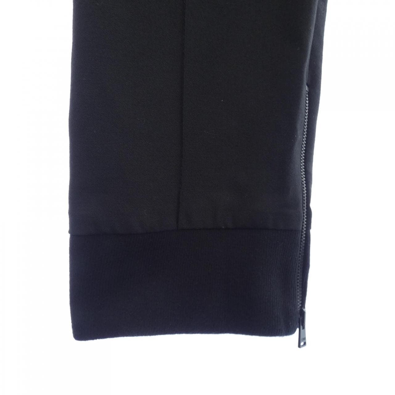 フェンディ FENDI FB0832 AM86 パンツ