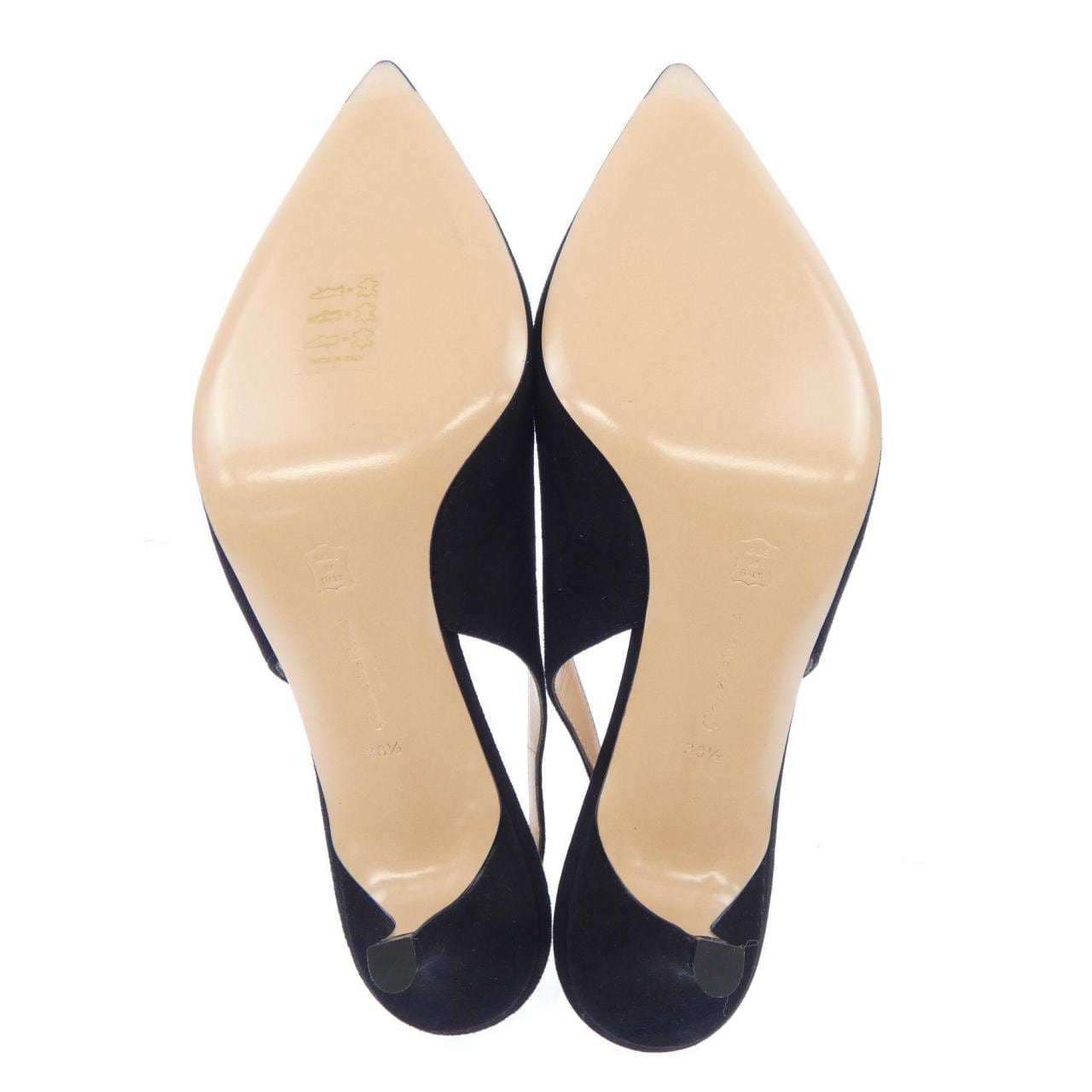 ジャンヴィトロッシ GIANVITO ROSSI パンプス