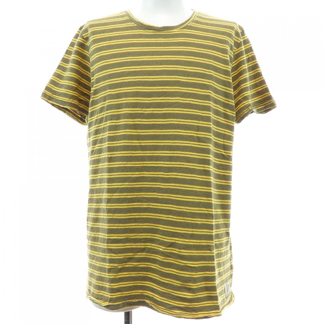 ヌーディージーンズ NUDIE JEANS Tシャツ