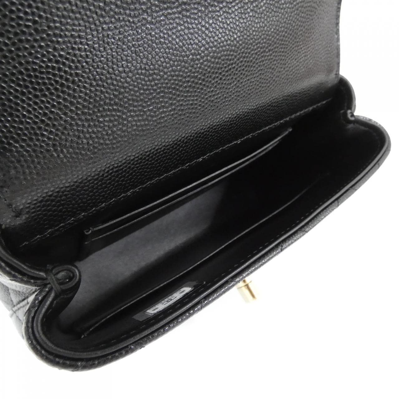 【未使用品】シャネル AP4244 チェーンクラッチ