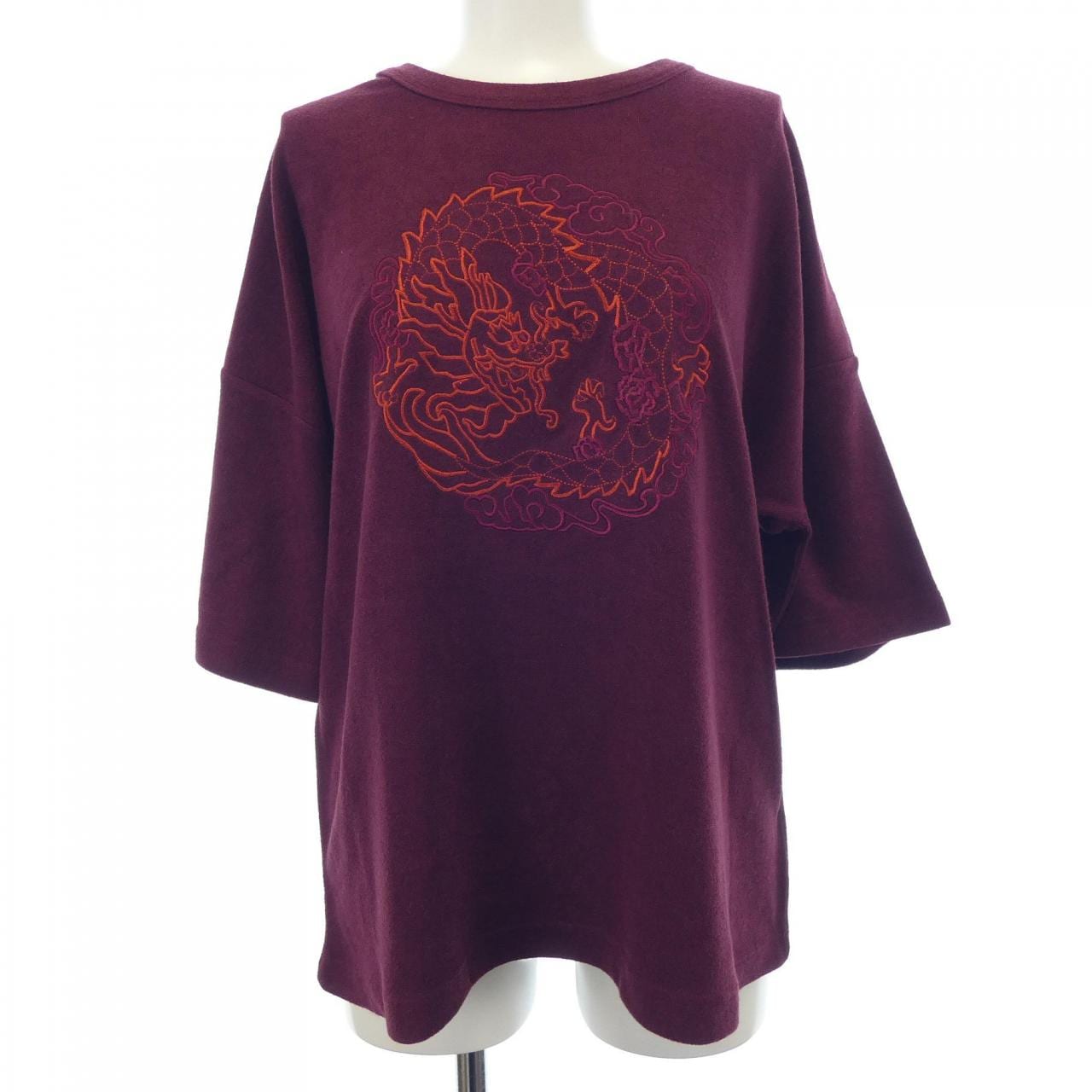 ヴィヴィアンタム VIVIENNE TAM トップス