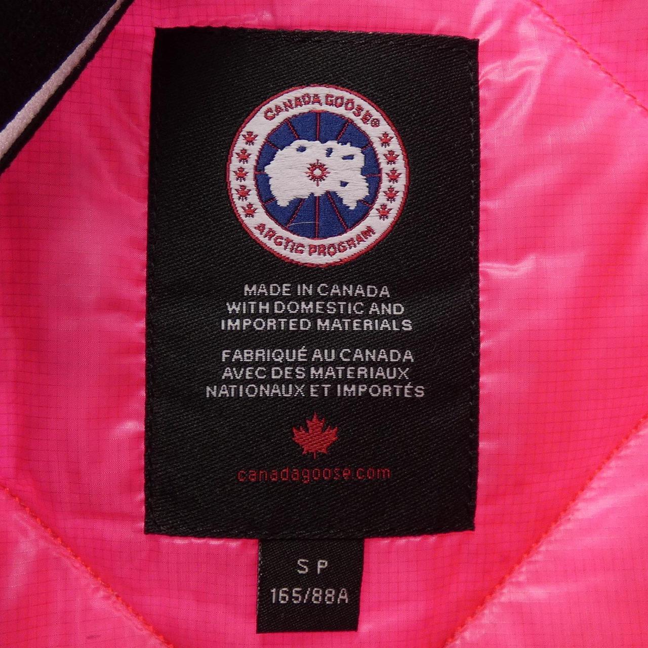 Canada goose CANADA GOOSE down jacket