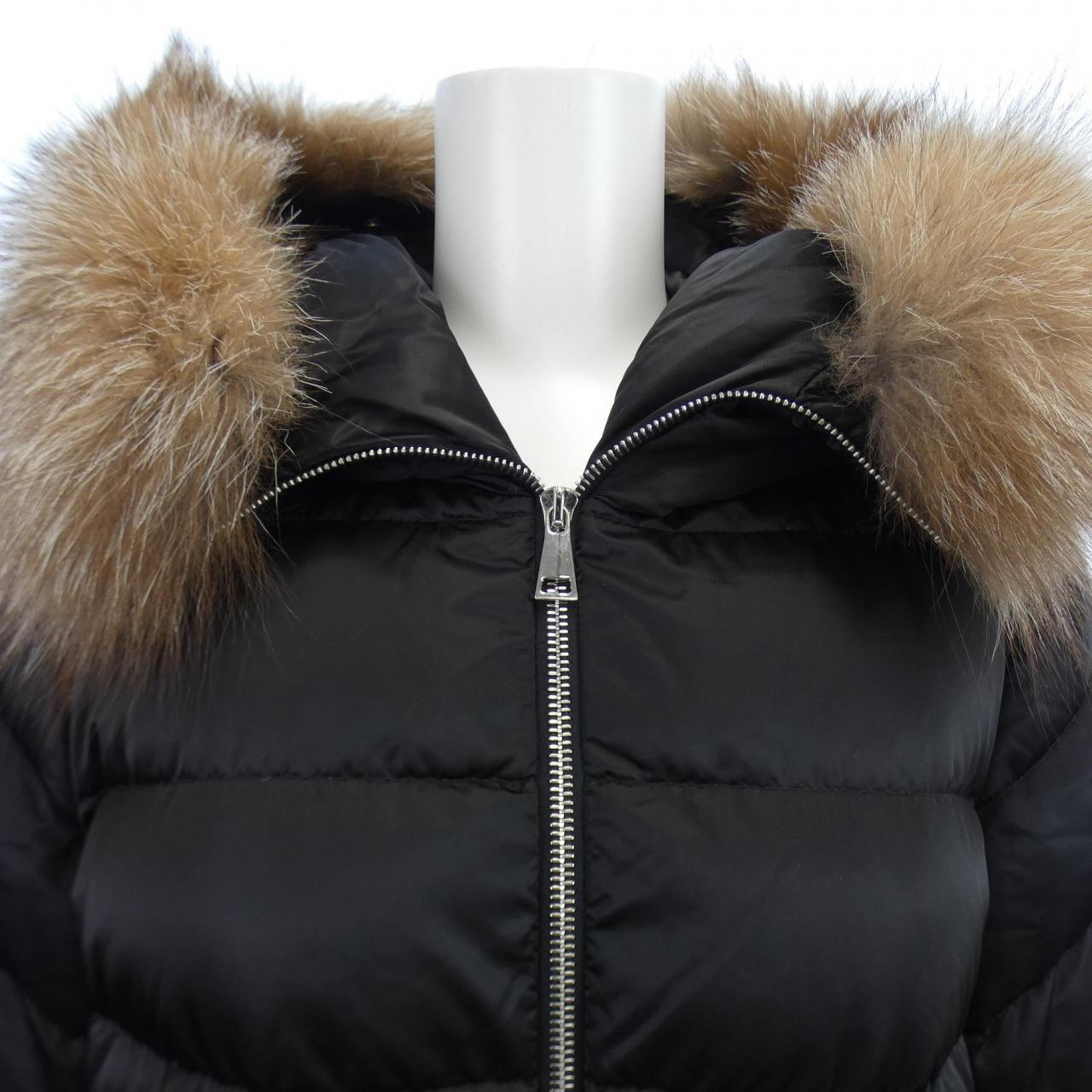モンクレール MONCLER ダウンコート